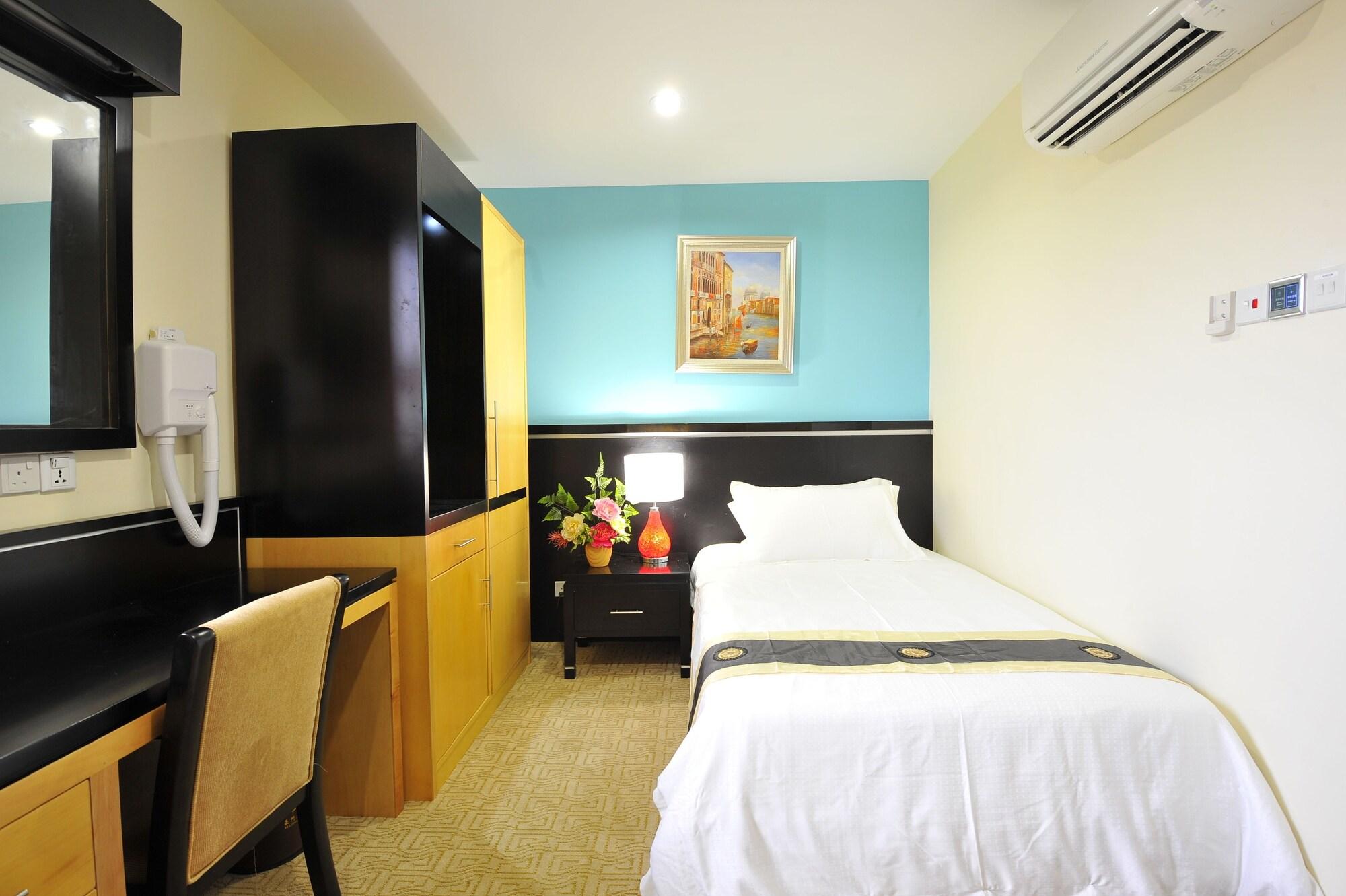 Hallmark View Hotel Malacca Room photo